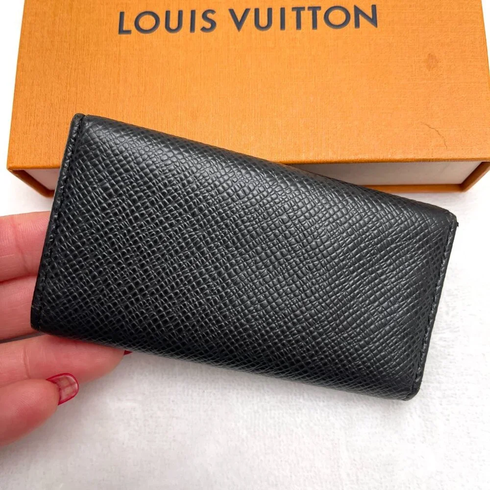 Louis Vuitton 4 Gray Multicle Taiga Black Key Case Ardoise